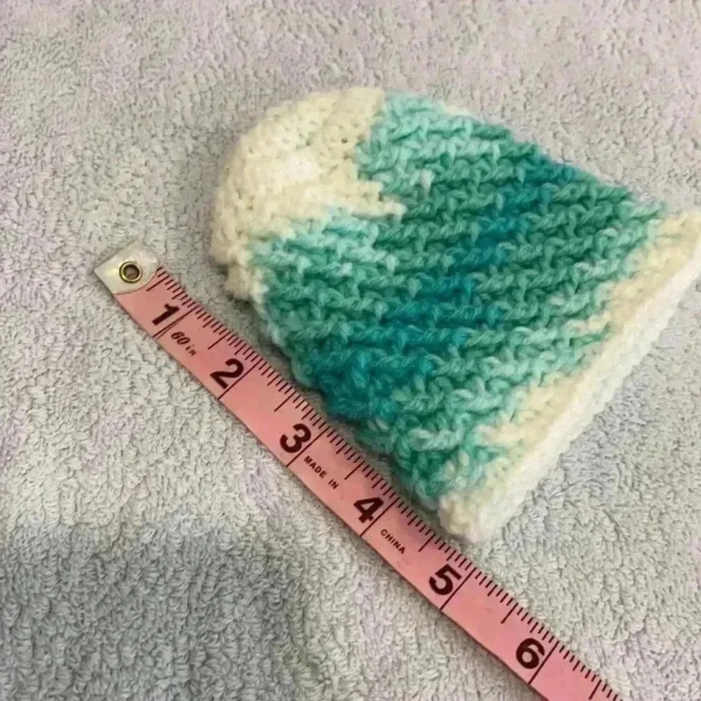 Knit hat - Picture 4 of 5